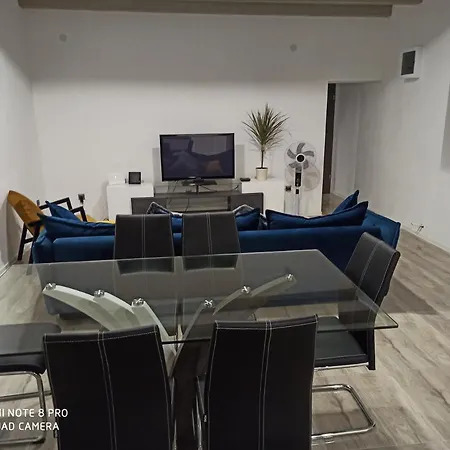 Kristina House * Sukosan